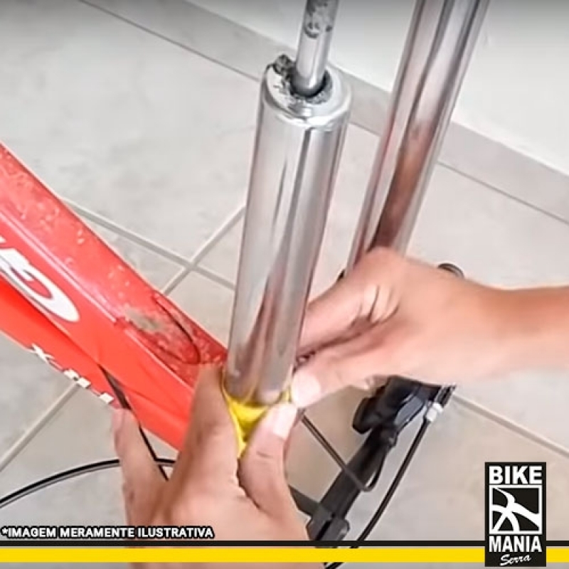 Lubrificação de Suspensão de Bicicleta