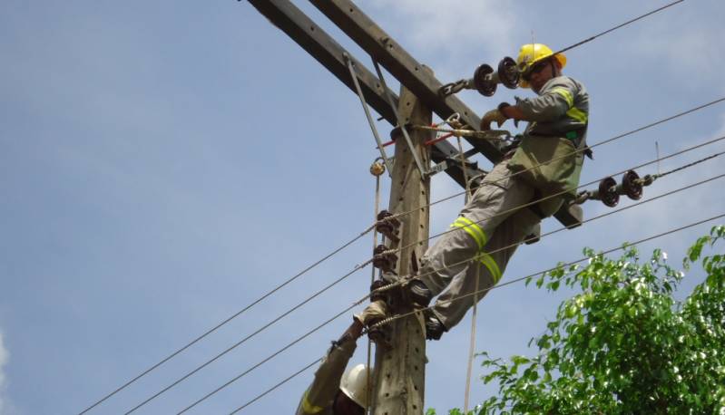 Manutenção Corretiva para Redes de Distribuição Elétrica