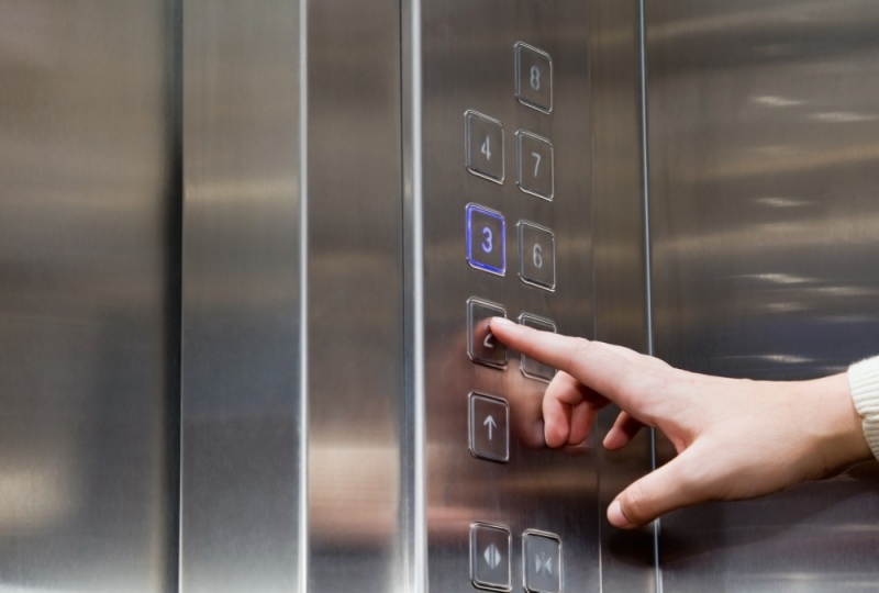 Manutenção de Motor de Elevador