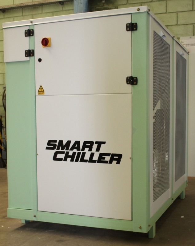 Manutenção em Chillers a água Smart Chiller