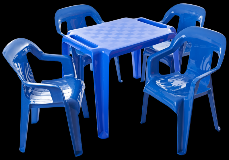 Mesa Infantil de Plástico com 4 Cadeiras