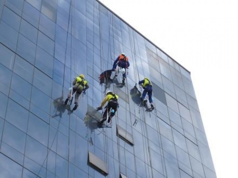 Pintura de Fachada de Edifícios