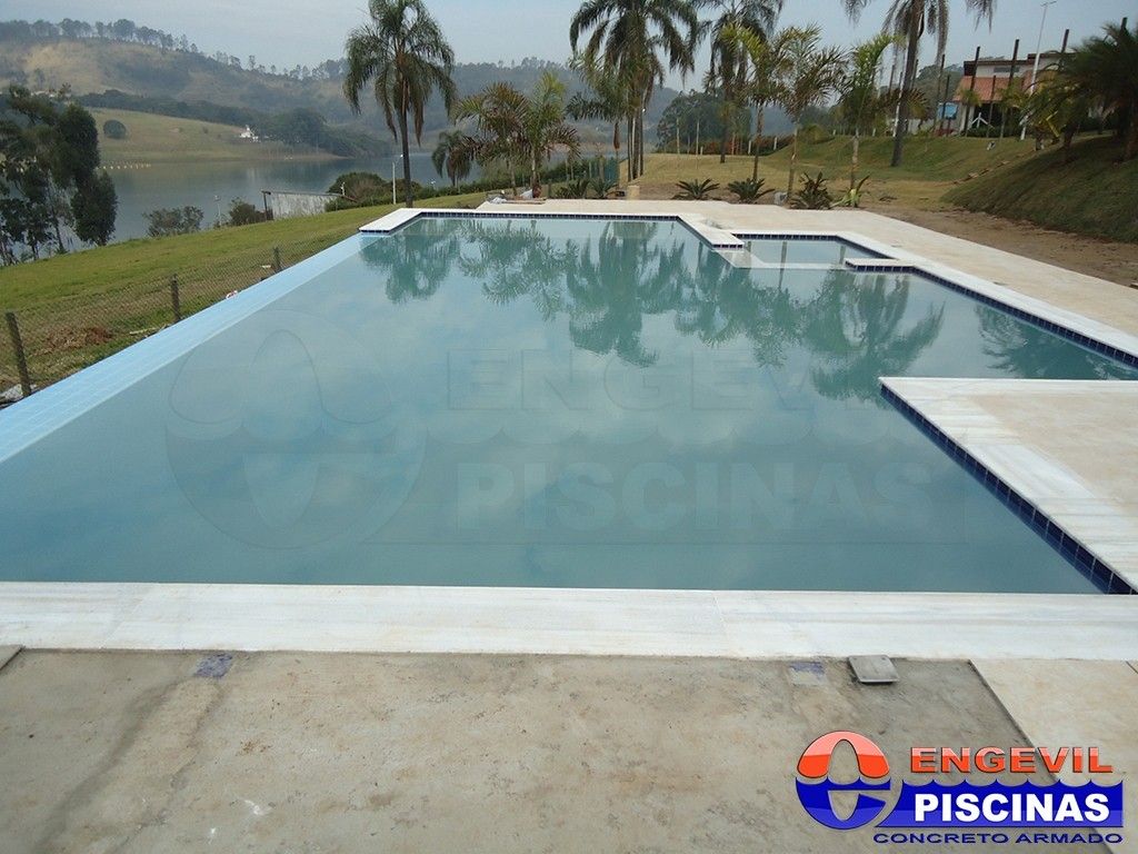 Piscina com Spa