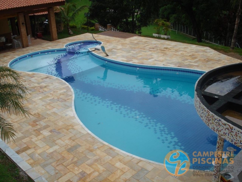 Piscina em Vinil com Sauna