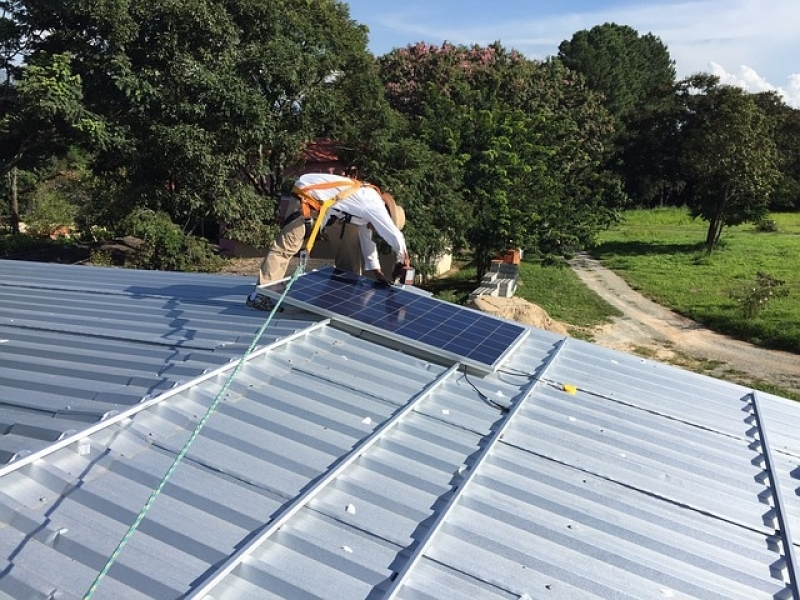 Placa Solares para Redução de Energia Elétrica