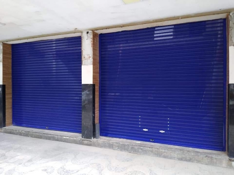 Porta para Estabelecimento Comercial