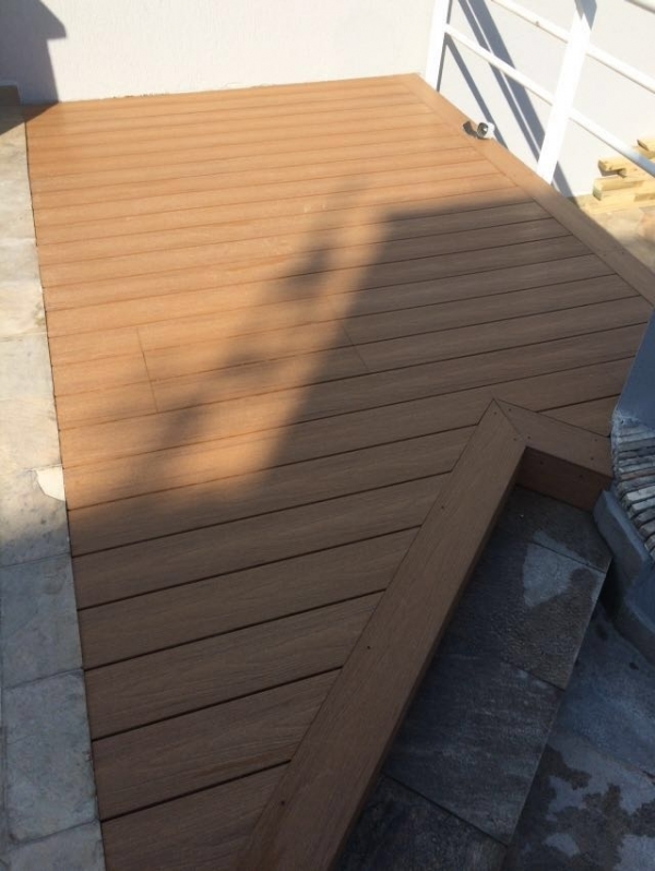 Projeto de Deck de Madeira