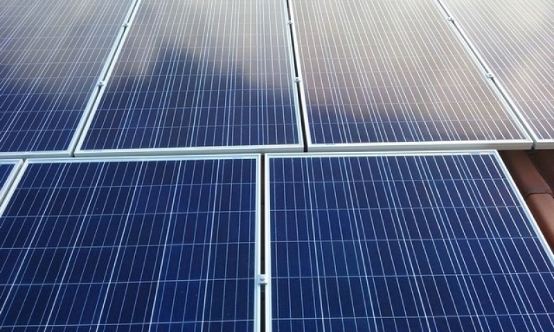 Projeto de Energia Solar Fotovoltaica com Inversor