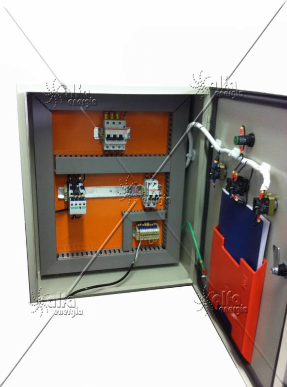 Quadro de Comando com Inversor de Frequência