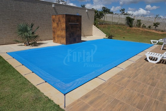 Rede de Proteção para Piscina de Canto