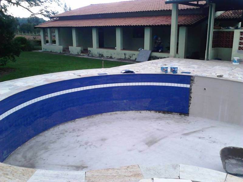 Reforma de Piscina de Fibra