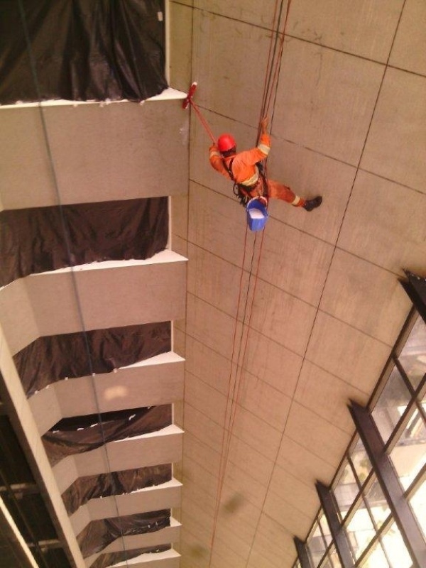 Restauração de Rachaduras em Edifício