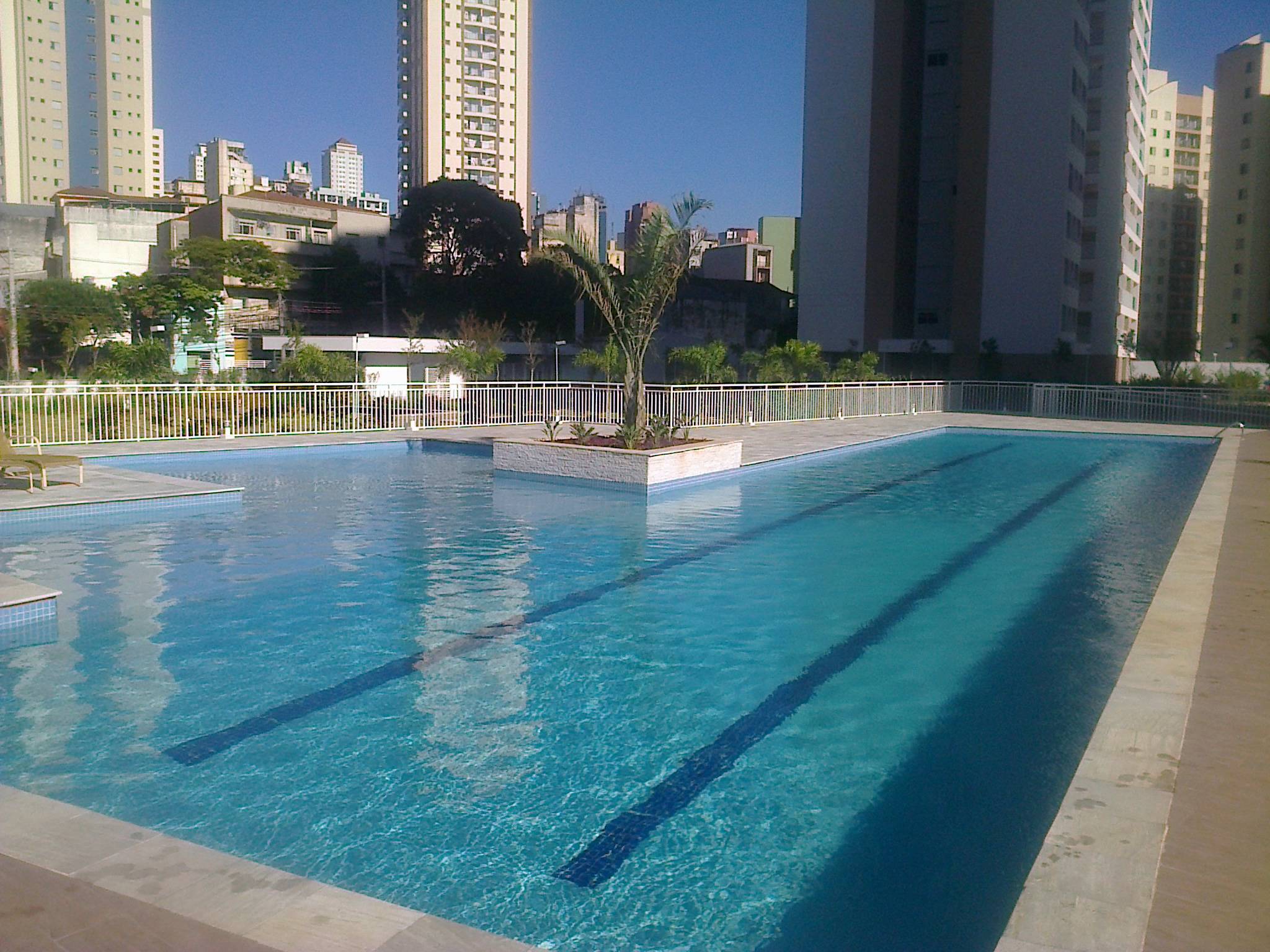 Serviços de Limpeza de Piscina