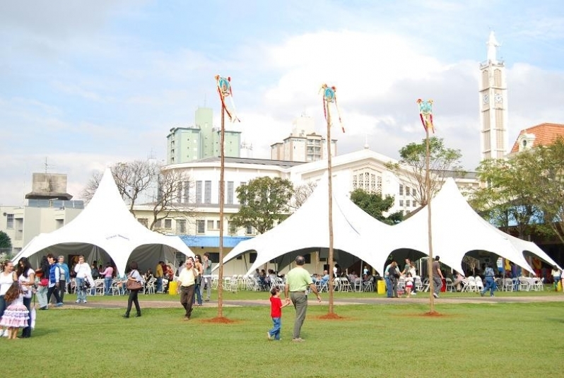 Tenda de Festa Chapéu de Bruxa