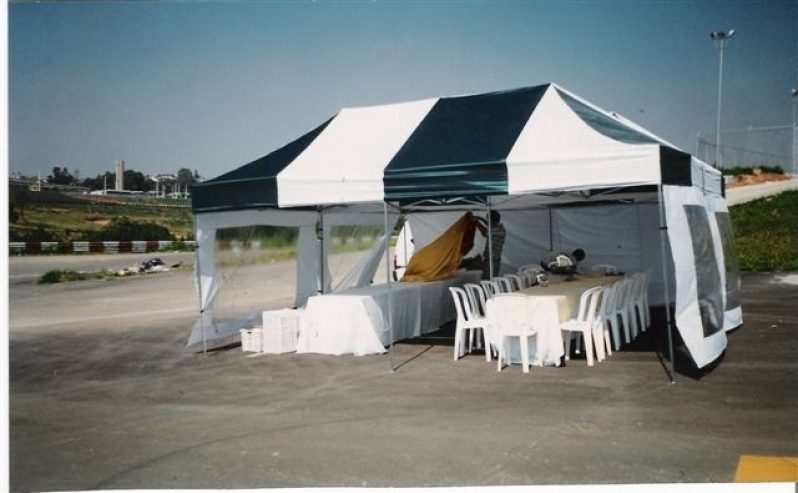 Tenda Piramidal em São Paulo