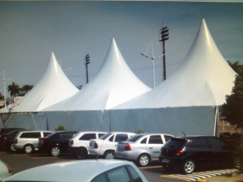 Tenda Piramide Personalizada para Aniversário