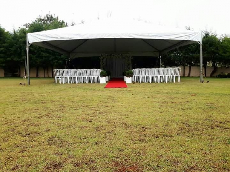 Tenda Pirâmides Casamento