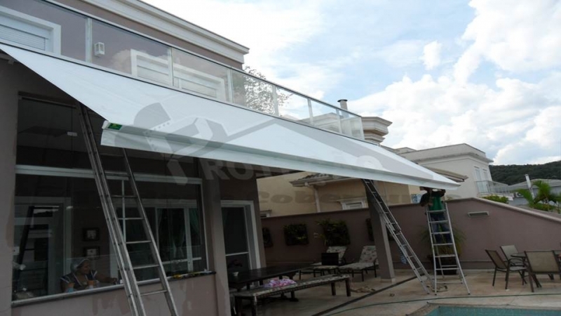 Toldo Articulado Box