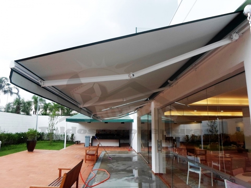 Toldo Cortina de Enrolar