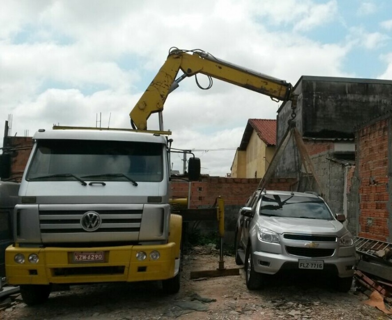 Transporte de Máquinas com Guindalto