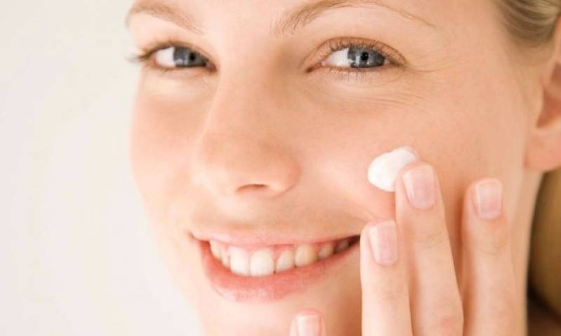 Tratamento com Dermaroller para Acne