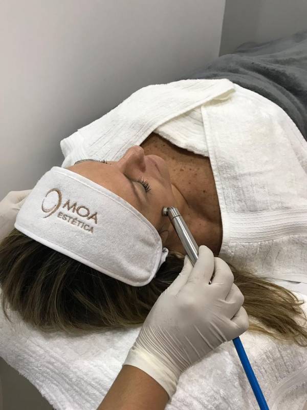 Tratamento Facial com Limpeza de Pele