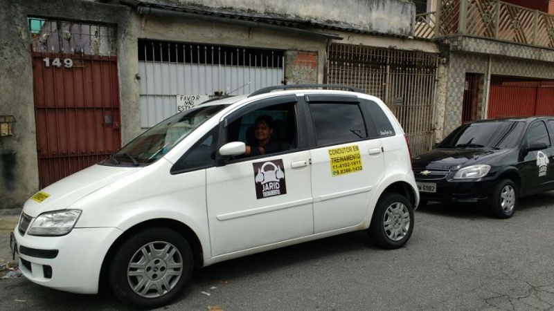 Treinamento de Volante de Carro