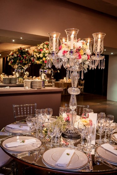 Utensílios de Mesa para Jantar de Casamento