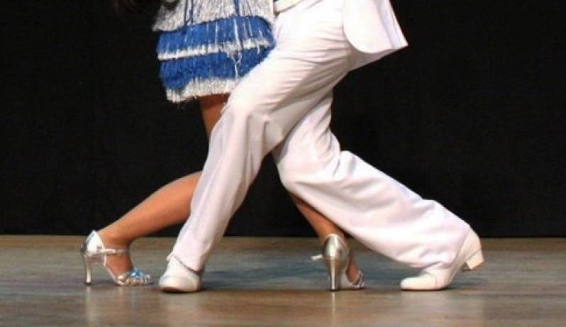 Aula de Dança Samba Gafieira