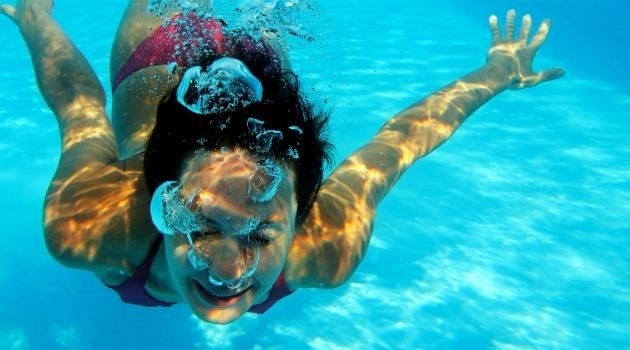 Entrega de água para Piscina