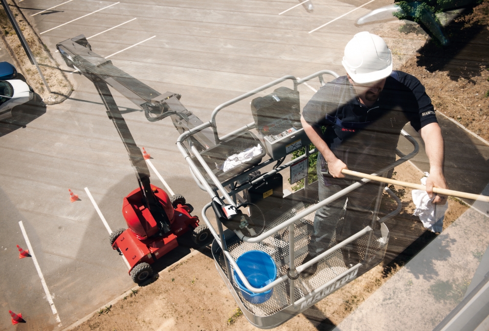 Fornecedores de Plataformas Elevatórias