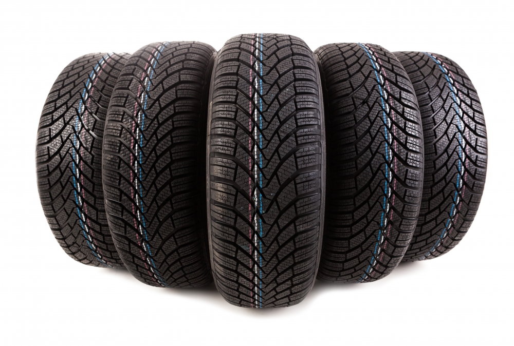 Pneu 215 60 R16 Goodyear