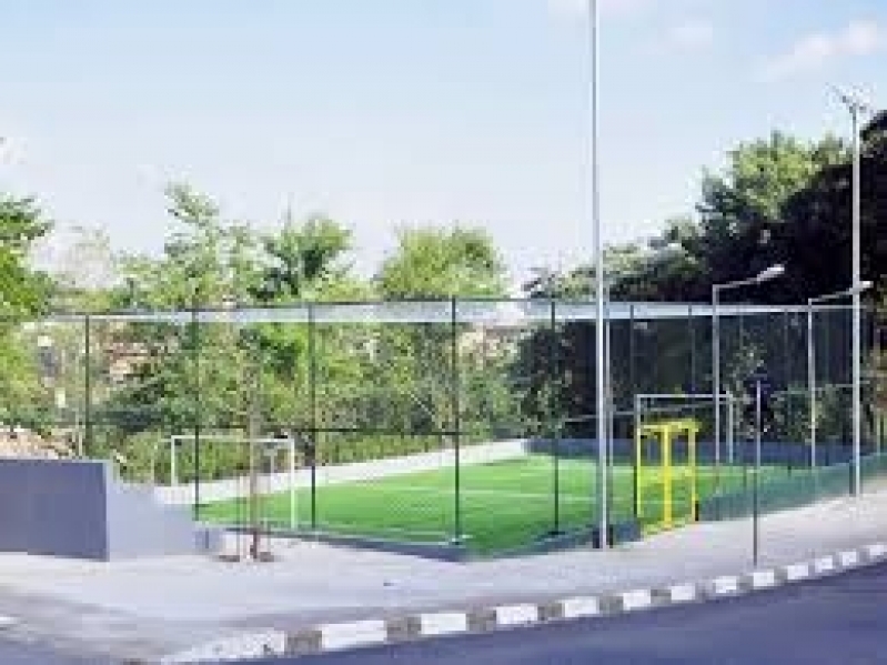 Rede de Proteção para Campo de Futebol