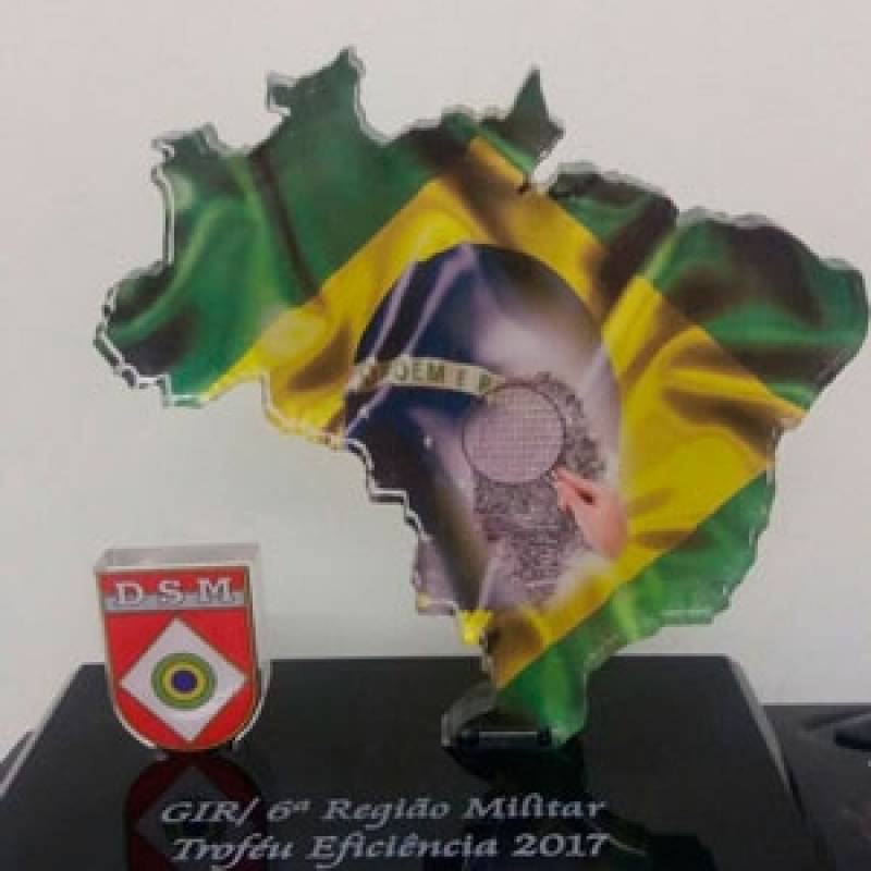 Troféu de Acrílico Coloridas